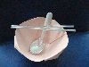Nom du fichier=bow-chopstick-spoon.gif
Taille du fichier=132Ko
Dimensions : 500x375
Ajouté le : 20 Mars 2012 bow-chopstick-spoon.gif