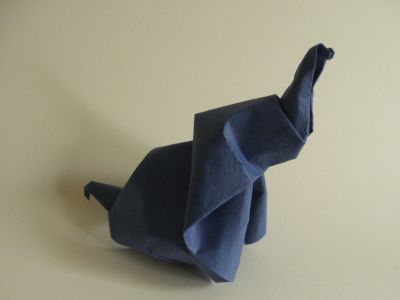 Eléphant de Federico Scalambra
Diagramme dans Origami Worldwide.
Canson 24x24, wetfold
Mots-clés: Eléphant Origami_Worldwide Federico_Scalambra