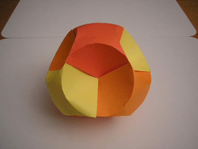 "Orb" de Jeannine Moseley
