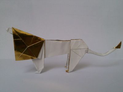 Lion (Yannick GARDIN)
A partir d'un rectangle 1x4.
