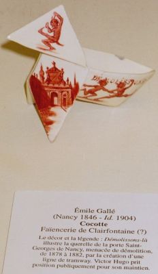 Cocotte en céramique (Emile Gallé)
