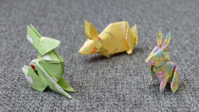 Lapins de Edwin Corrie, Akira Yoshizawa et Yoshihide Momotani

