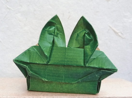 Boâte version 2
Pliée avec du kraft
Mots-clés: challenge base placard