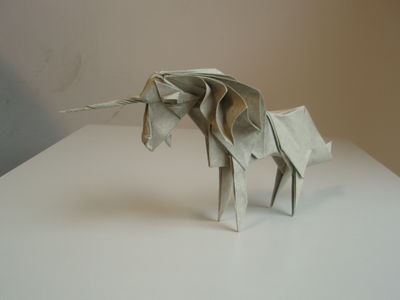 Licorne de Diaz
Peau éléphant de 35cm en Wet fold
