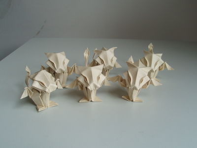 Bébé dragon de Daniela Carboni
peaux éléphant de 15cm en wet fold
