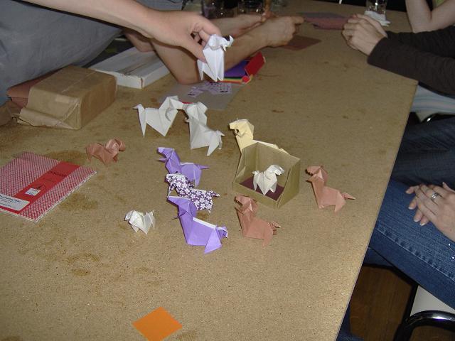 7_les_béliers_envahissent_la_table.JPG