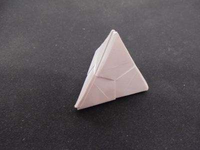 tétrahèdre avec 6 modules
