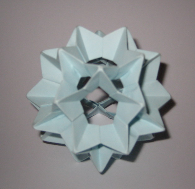Electra
30 modules, 6 cm squares
