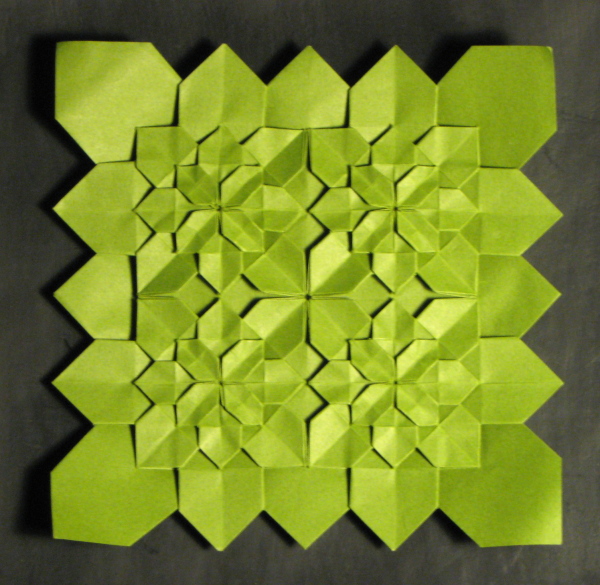 Tiles hydrangea
Fujimoto & Budai
