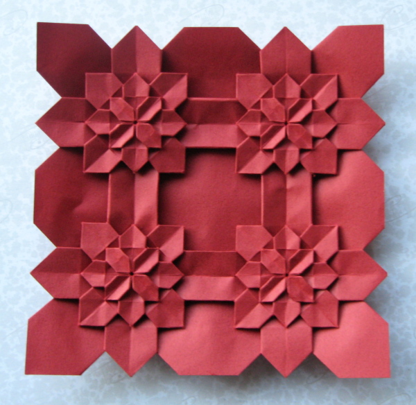 Hydrangea de Fujimoto... Medium density tile pattern
