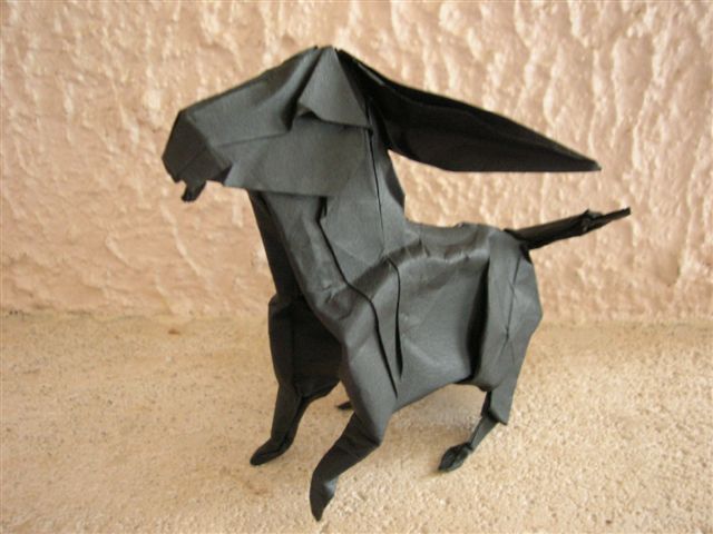 Ane qui recule...
Design de Renée Mollo sur origamiarequipa.tk
Mots-clés: ane burrito valiente