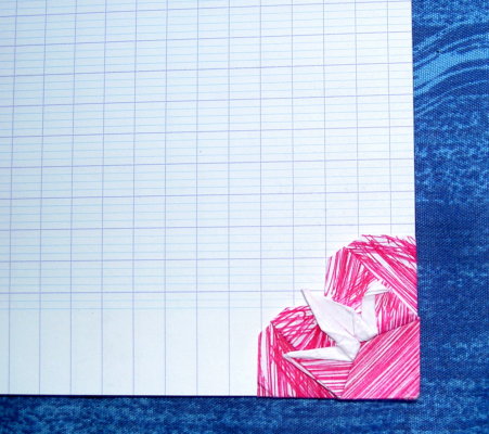 Marque-page
Ma toute première création (si on peut parler de création) très pratique, dérivée du  fameux marque-page de Michael LaFosse. 
