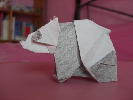 panda
Se fait avec une feuille bicolore. Malheureusement, je n'en avais pas!
