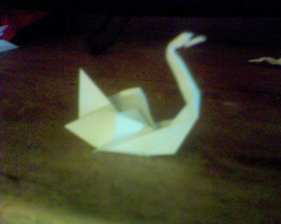 Cygne
un cygne un peu plus original que les autres. Je le trouve très beau :p je l'ai trouvé sur http://dev.origami.com/ merci à ce site. 
