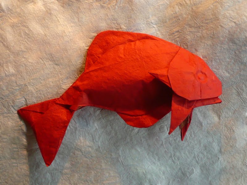 Poisson d'après Eric Joisel
Kraft + paille contrecollés au MC (50cm)
