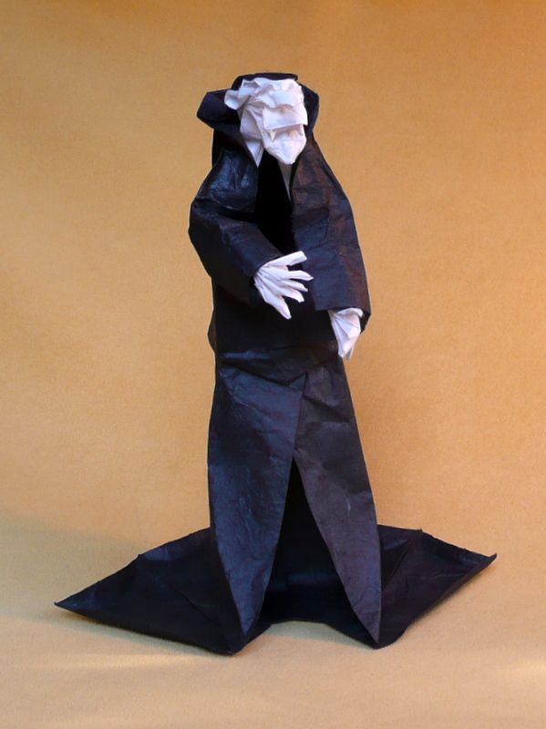 Dracula (gachepapier)
rectangle 30x60 cm - double couche d'unryu + MC
créé pour le défi des peupliers contre origamani
Mots-clés: dracula