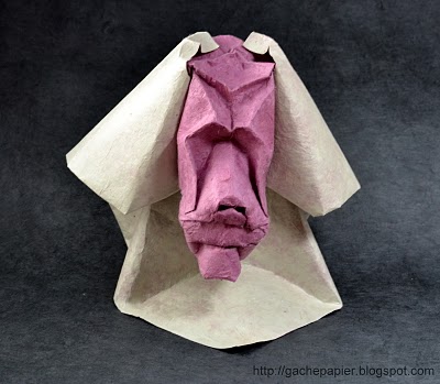 Buste de Babouin (gachepapier)
carré de lokta, 48cm
