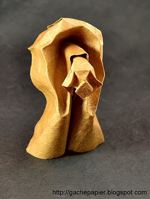 Lion
carré de 22cm Kraft/lokta (gachepapier)
