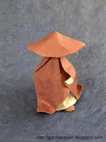 Mendiant
carré de 15cm de Canson/lokta (gachepapier)
