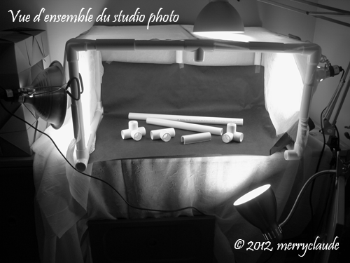 Vue d'ensemble du studio photo
Voilage pour tamiser la lumière
les lumières s'accrochent tout autour
s'agrandit a volontée
