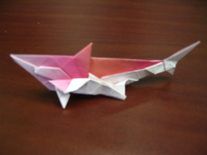 Grand Requin Blanc de Joseph Wu
Bien, on repassera pour le blanc mais l'idée y est tout de même ^^
Mots-clés: requin