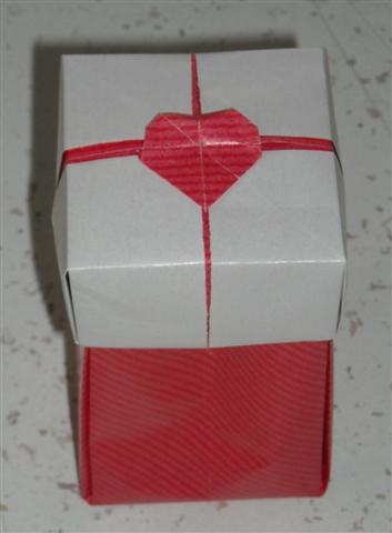 boite avec un coeur
