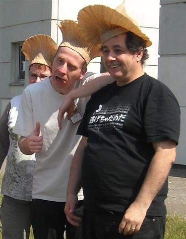 Avant que Christophe mette le béret, le soleil tapait très fort.......

