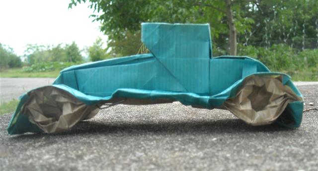 Voiture 1930 (profil) Box Pleating juin 2011
