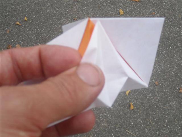 Début d'extraction du papier
