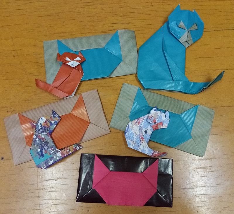 Matou vus ? - 28 oct 20
- Chat assis by Gilad Aharoni
- Cat’s envelope by Michel Grand
Chats en origami Ed. Nuinui

