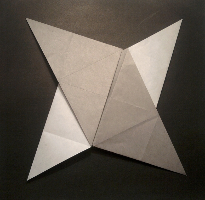 Pureland Iso area Pinwheel (Jeremy Shafer) FaceNord
En réponse à Praise Pratajev , Dasssa, papyraceous et origami_madness , qui évoluent dans un autre monde et dans une autre espace-temps...
