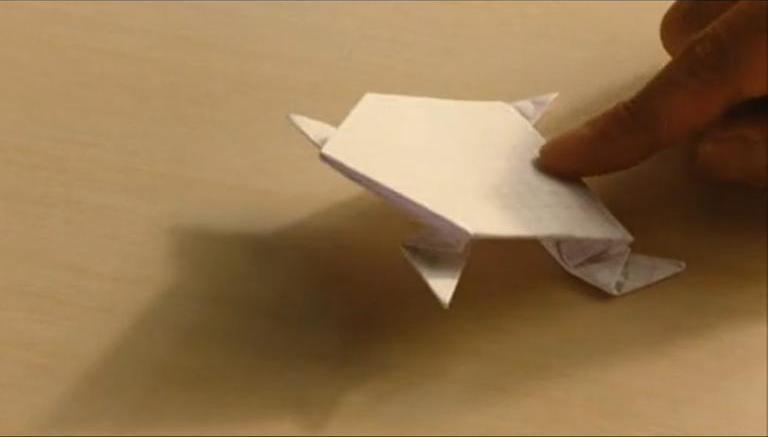 3- かもめ食堂　－　荻上直子
ce que Origami veut dire
