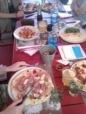 Une bonne table
