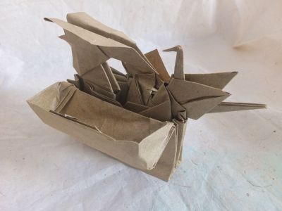 challenge : La Rentrée
Périscolaire :
la rentrée, pour moi c'est la reprise des ateliers périscolaires et la visions des cartables de mes élèves remplis de leur œuvres
