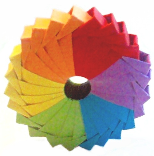 Sun Dial de Christine Edison
24 modules, papier bloc note (9*9)
