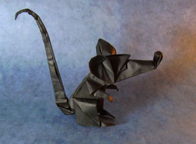 Rat - Eric Joisel
3eme essai, peau d'éléphant noir 50cm Wet Folding
Mots-clés: rat; joisel