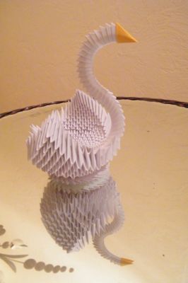 Cygne
Modulaire chinois, bien connu (environ 450 modules, papier imprimante)
