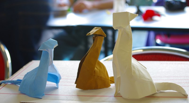 Atelier Chat assis - Giang Dihn
