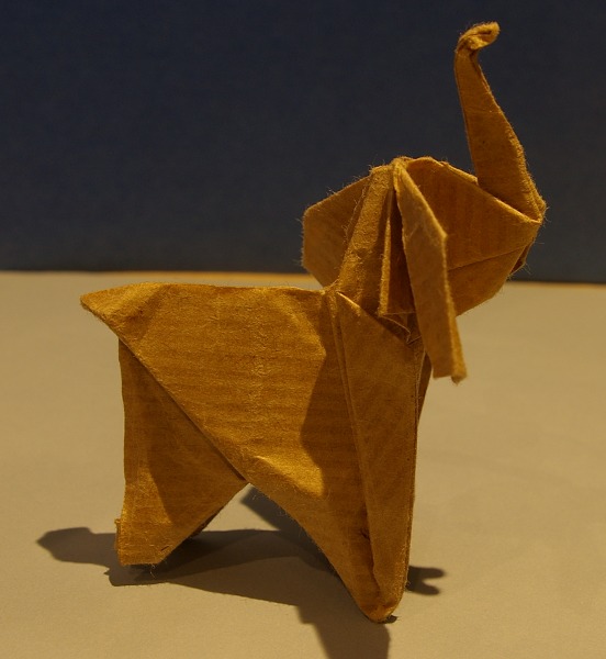 Eléphant
Papier kraft, j'adore cet éléphant
