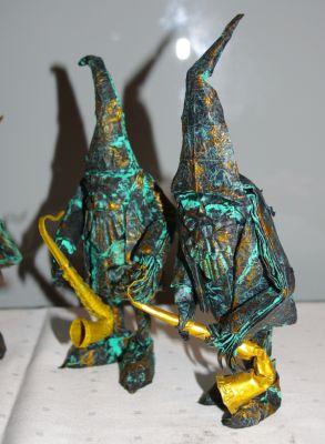 Folding Isidoro Gonzalez
Les pliages de Isidoro imitent le bronze
