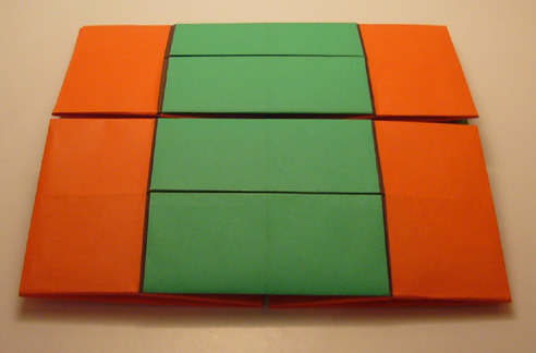 Infinite flipper 1
Papier : Papier origami 15x15 55g
