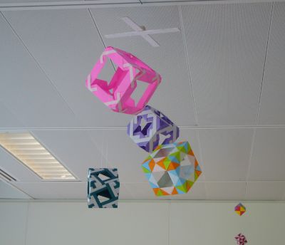 Mobile
Un mobile constitué de 4 open cube en modulaire
