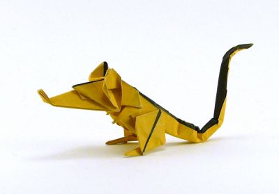 Rat1 de Eric Joisel
Rat de eric JOISEL
Papier : Papier origami 17,5x17,5 bicolore beige/saumon+noir
