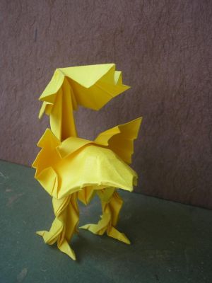 chocobo  géant vue de dos (K. Satoshi)
Tant 35x35cm
