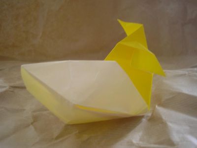la naissance d'un manchot, suite (Roman Diaz)
papier origami standard en 15x15cm
