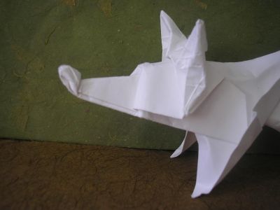 un renard (Terry Nicolas, 2003)
j'adore ce modèle vraiment, il est super : esthétique, expressif et agréable à plier

