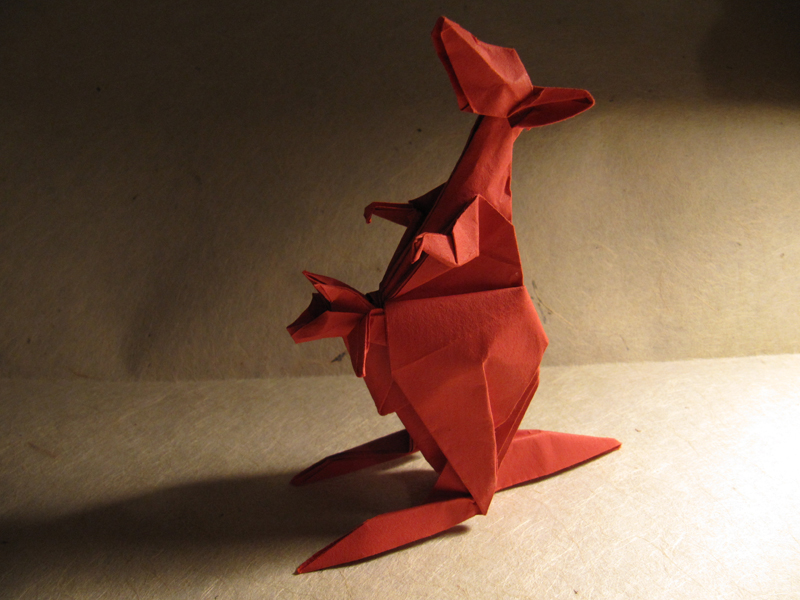 Kangaroo by Gen Hagiwara

