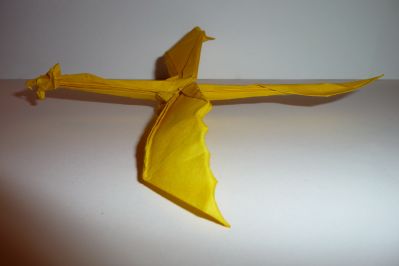 Dragon in flight de Charles Esseltine
