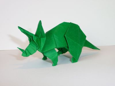 tricératops dont j'ai oublié l'auteur
