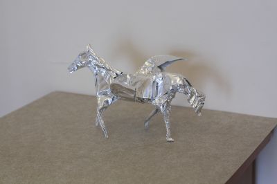 Pegaso de J. Anibal Voyer AEP
Carré de papier métallisé 35cm
